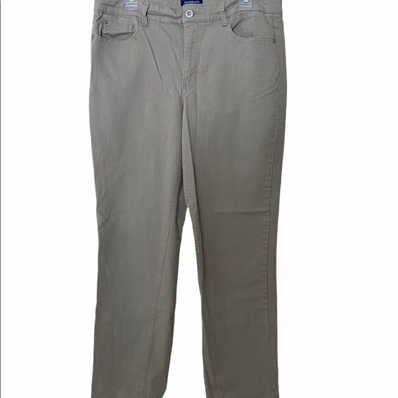 Bandolino Woman’s Plus Caroline High Rise Jean - Picture 1 of 4